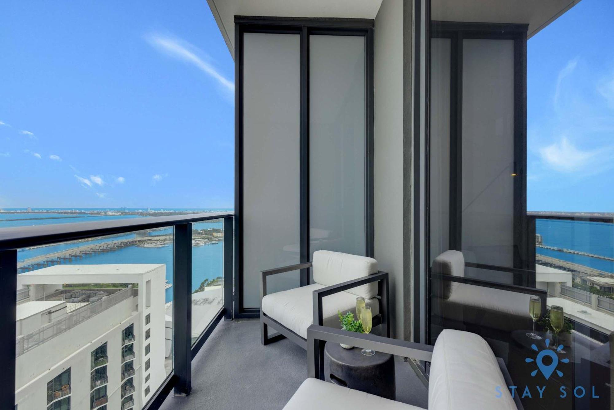 Modern Stylish 1br With Pool *