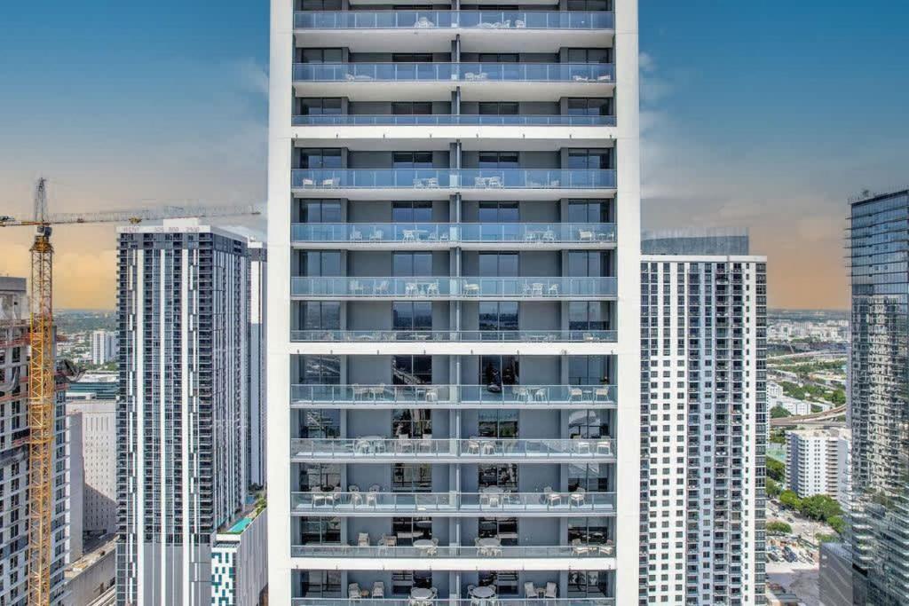 Apartment Modern Stylish 1br With Pool *