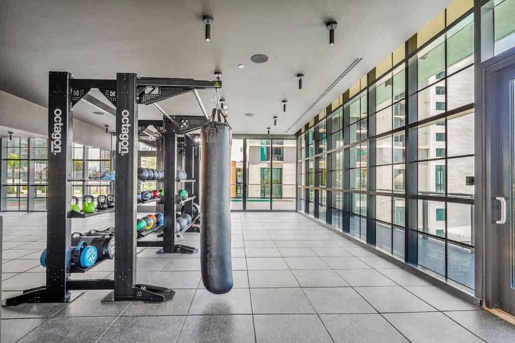 Modern Stylish 1br With Pool