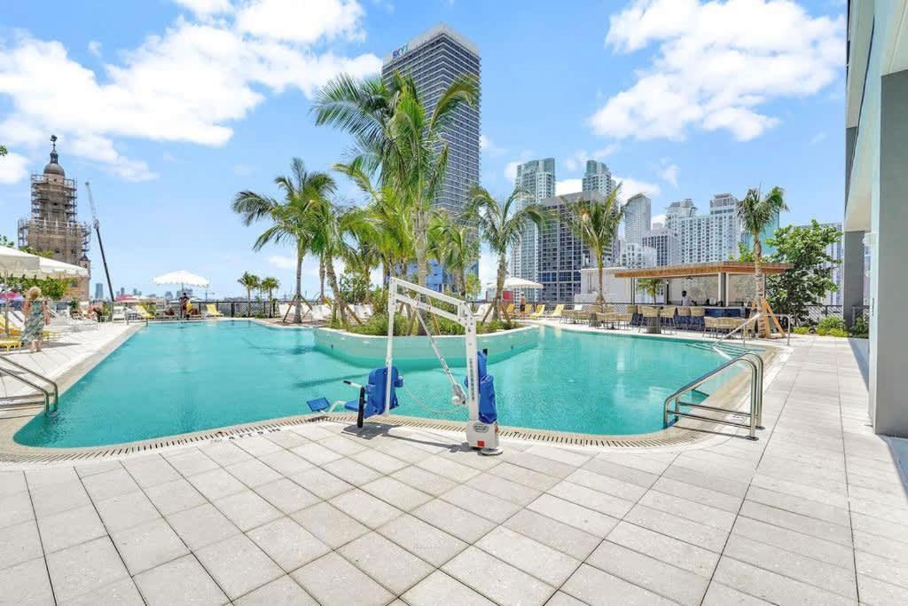 Apartment Modern Stylish 1br With Pool