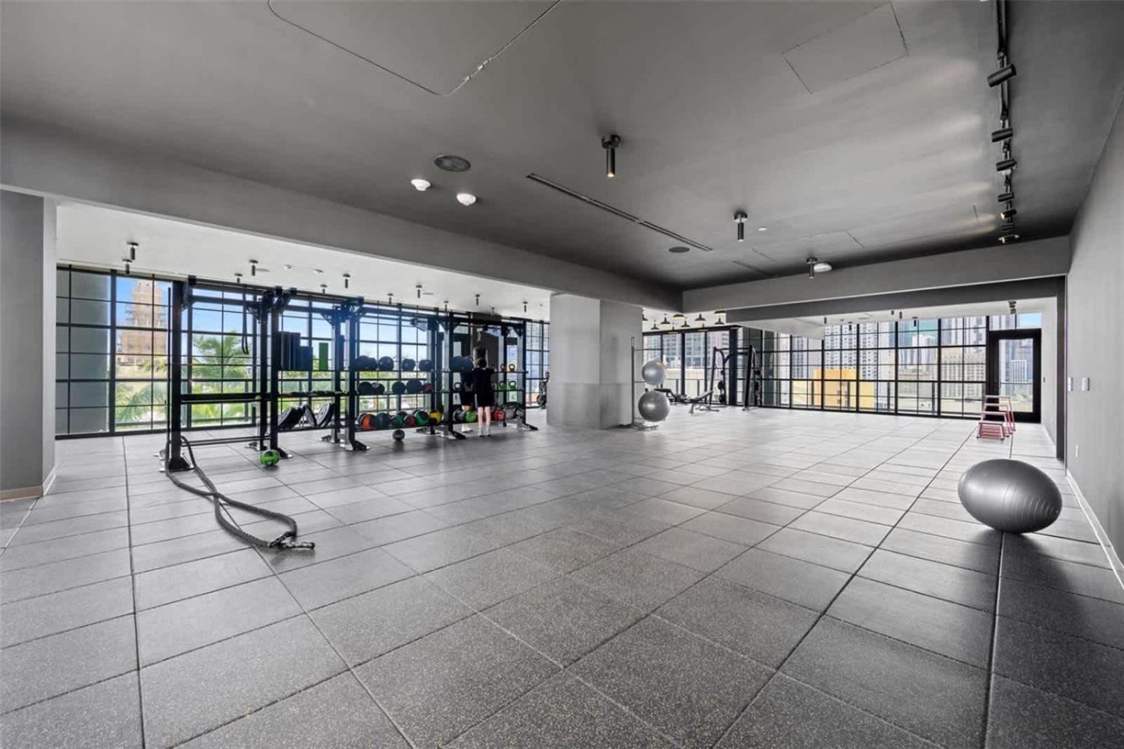 Modern Stylish 1br With Pool Miami